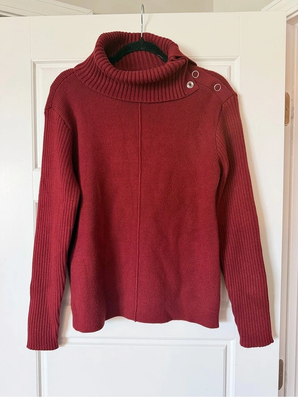 Cabi Ribbed Cowl Neck Sweater in Burgundy Size Small